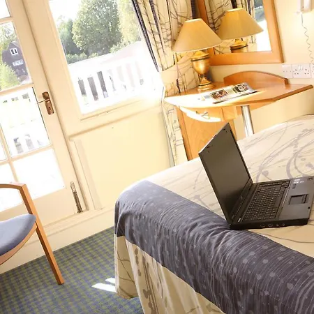 Hotel The Beeches